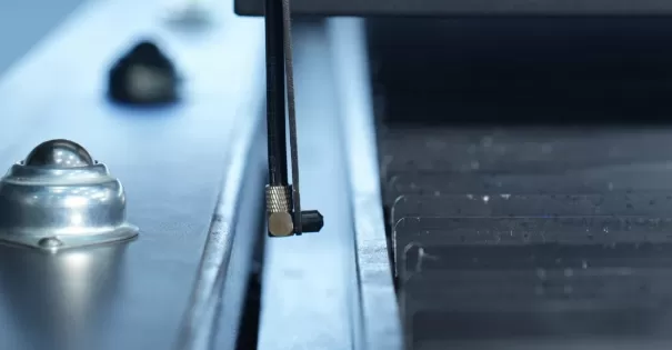 CNC machining of the guide rail